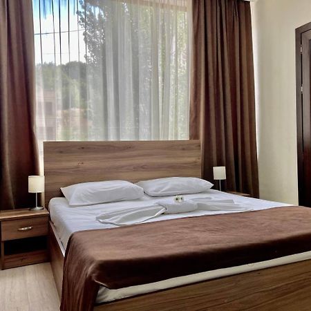 Merien Hotel Γιερεβάν Εξωτερικό φωτογραφία