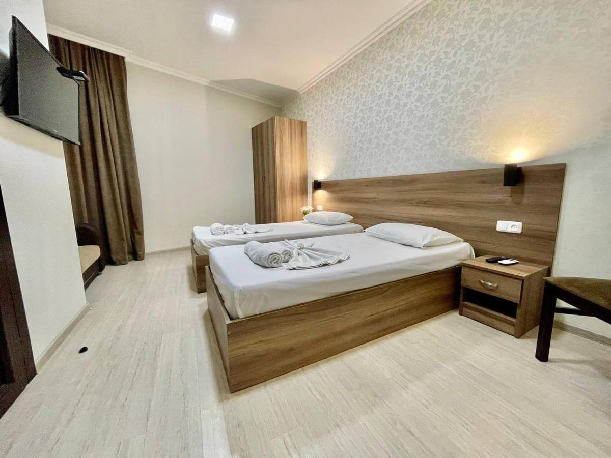 Merien Hotel Γιερεβάν Εξωτερικό φωτογραφία