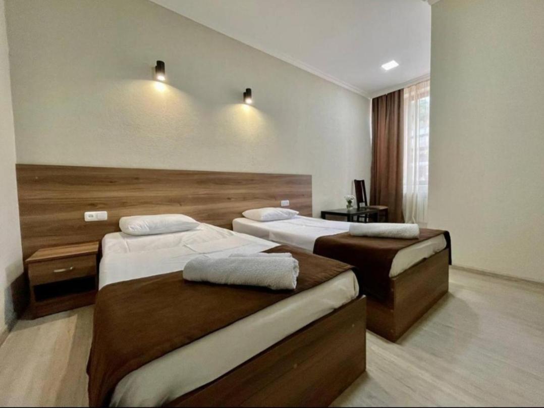 Merien Hotel Γιερεβάν Εξωτερικό φωτογραφία
