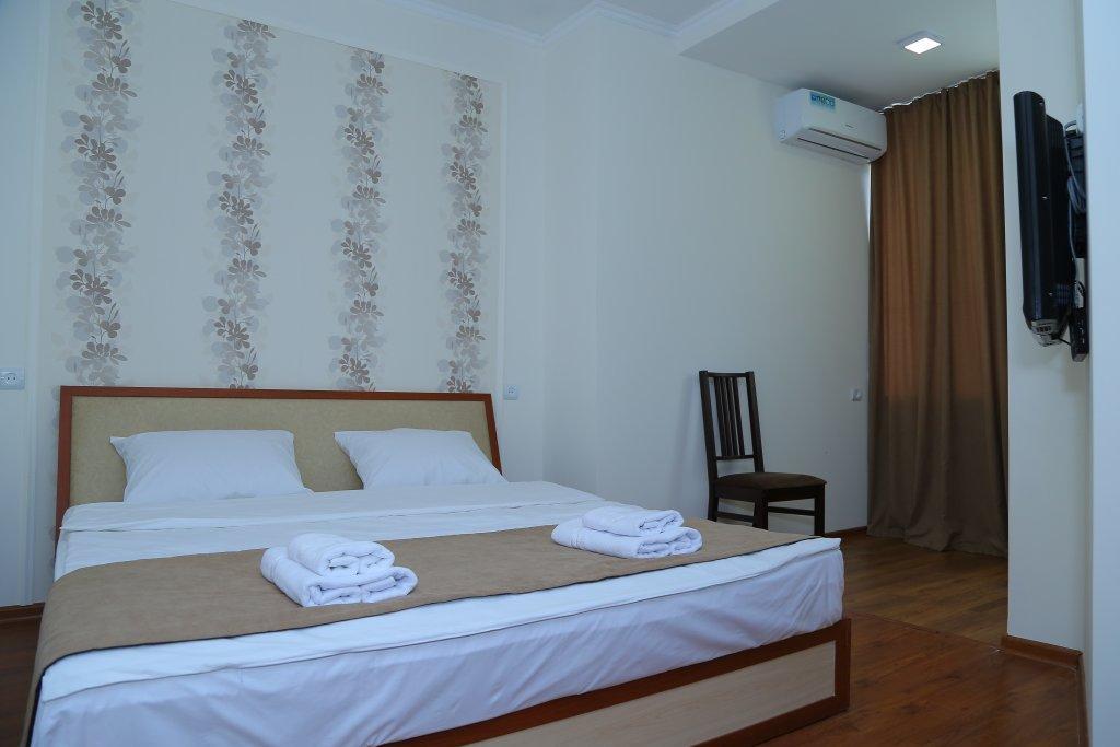 Merien Hotel Γιερεβάν Εξωτερικό φωτογραφία