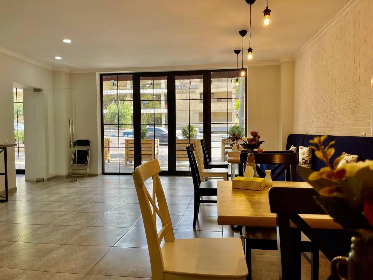 Merien Hotel Γιερεβάν Εξωτερικό φωτογραφία