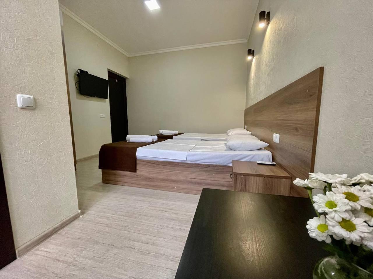 Merien Hotel Γιερεβάν Εξωτερικό φωτογραφία